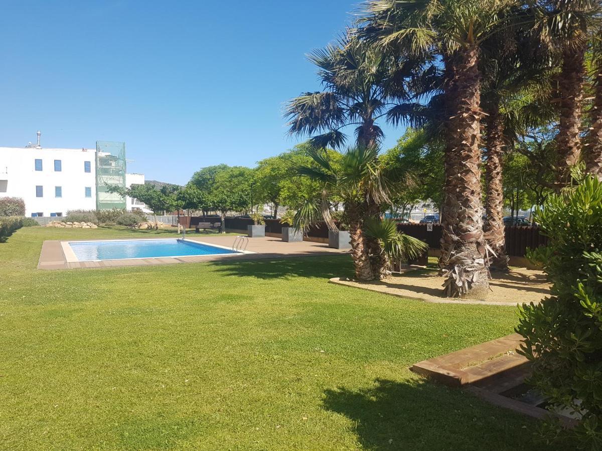 Beautiful Apartment 75M2 With View At The Beach, Pool, Parking Roses Exterior photo